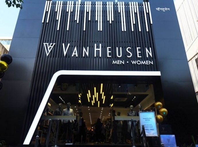 Van Heusen: Partners with Paytm Insider to hold a musical concert